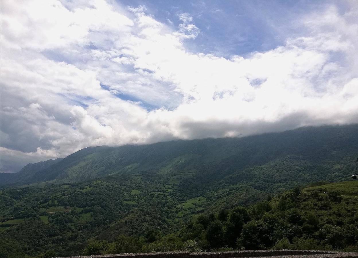 Hotel Mirador Del Angliru Eboutique ริโอซา ภายนอก รูปภาพ